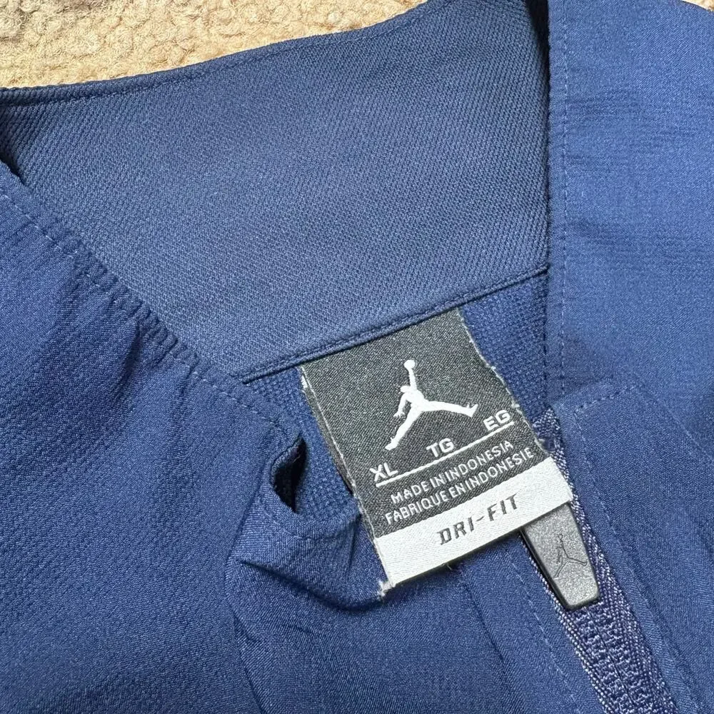 Jordan UNC North Carolina Embroidered Logo Drifit Windbreaker Zip Jacket Mens XL